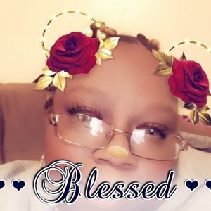 Meet your Posher, Marcella